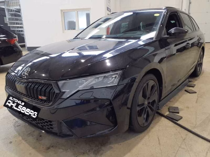 Skoda Octavia RS COMBI 2.0 TSI/ DIG.C/MATRIX/HUD/ACC/APP/AHK