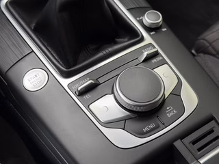Audi A3 Limousine sport Bang & Olufsen LED Scheinw. - bilder 25