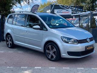 Volkswagen Touran Comfortline 1.4TSI*NAVI*7-SITZER*PDC*ALU