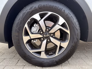 Kia Sportage 1.6 T-GDI Vision 2WD KLIMA / TEILLEDER / PANORAMA / NAVI - bilder 13