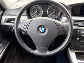 BMW 320 d xDrive XD/ Euro5/ 8XALU/NAV/1.Hand - bilder 14