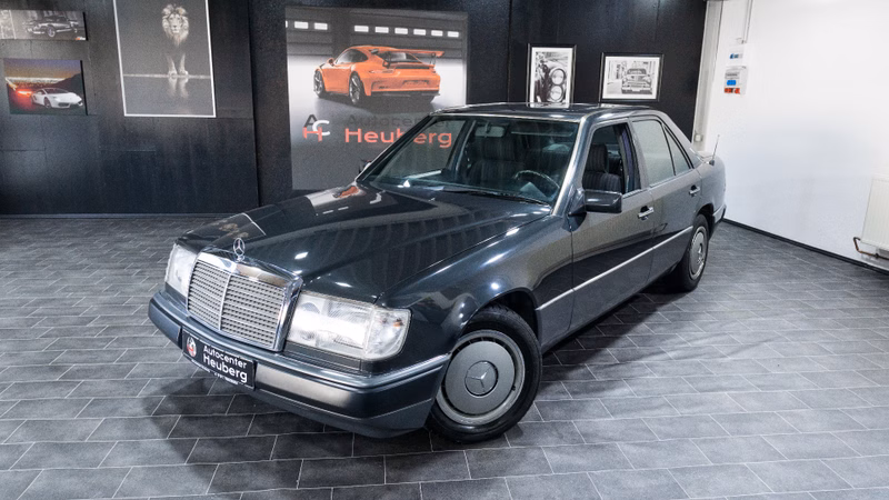 Mercedes-Benz E 260 /YOUNGTIMER/GELEGENHEIT/2.HAND/TÜV 08.2020