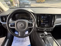 Daumennagel 10 - Volvo V90 Kombi D3 Momentum Geartronic ACC Leder Navi Kamera SHZ