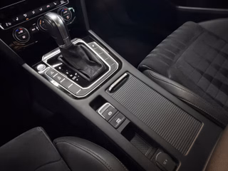 Volkswagen R-LINE/Highline/D-LED/ACC/NAVI/KAM/SHZ/LRH - foto 21