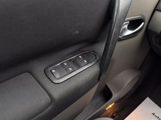 Renault Scenic II 1.6 Avantage*Klima*Pano*1.Hd*Kein TÜV - foto 9