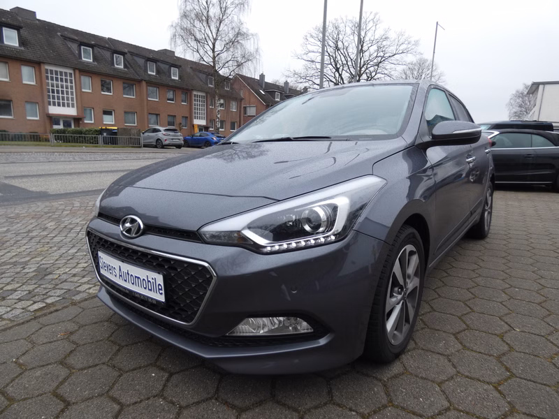 Hyundai i20 Style Automatik Kamera SHZ Tempomat Keyless Klima