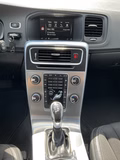 Daumennagel 28 - Volvo V60 Autom.D4 140KW Linje Business LEDER-NAVI-AHK-LED-CAM