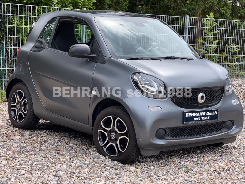 Smart ForTwo*COOL&MEDIA*PANORAMA*EURO6*