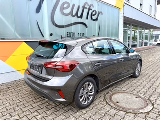 Ford Focus Titanium/LED/Pano Schiebedach - bilder 5