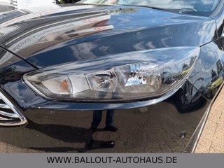 Ford Focus Turnier Titanium*KLIMA*NAVI*TEMP*SYNC*SHZ* - photo 8