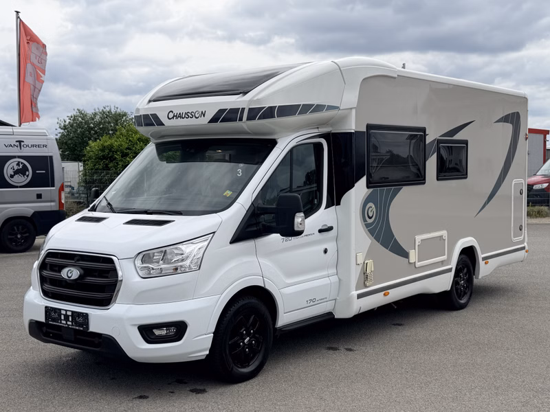 Chausson 720 Titanium Premium Pack + Arctic Hyd. Stützen 8 Fach Navi