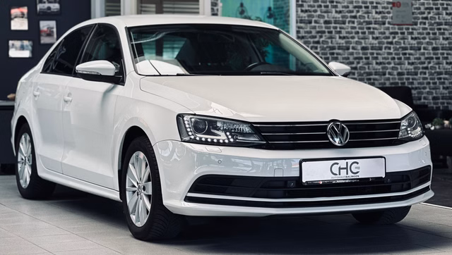 Volkswagen Jetta VI BMT Bi-XENON|STHZ+SHZ|PDC|RCD310 Gebrauchtwagen Kaufen | EZ 06/2015 | Preis 10.500 €
