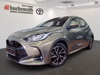 Toyota Yaris Hybrid Club +Allwetterräder+Navi+Comfort Paket - bilder 1