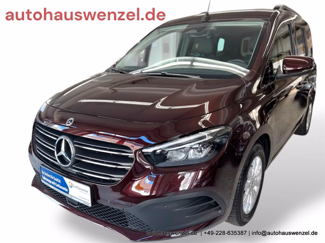 Mercedes-Benz T 180 6-Gang NAVI LED AHK SITZHZG KAMERA ARTICO Used vehicle for sale | First registration 02/2023