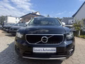 Daumennagel 2 - Volvo XC40 Momentum Pro 2WD H&K Kamera Ice-White-Paket Xenium-Paket