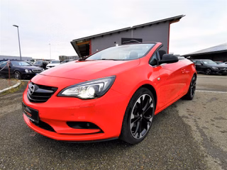Opel Cascada 1.6 Turbo Innovation ecoFlex BI-XEN|TEMP|KAMERA|LEDER|SHZ Used vehicle for sale | First registration 08/2018 | Price 19.990 €
