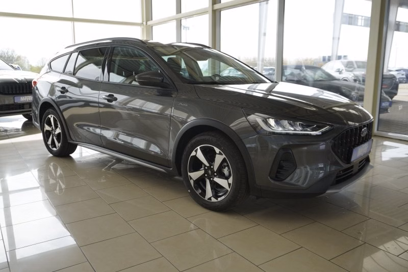Ford Focus Active X 1,0 155PS Navi/Kamera/Winterp.   **