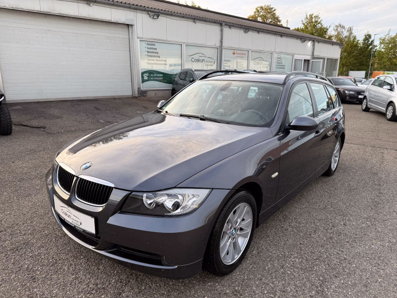BMW 320i touring*NAVI*KLIMA*AHK*PDC*SHZ*ALU*TÜV 2028