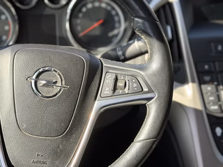 Opel Astra J Sports Tourer Design Edition - foto 15
