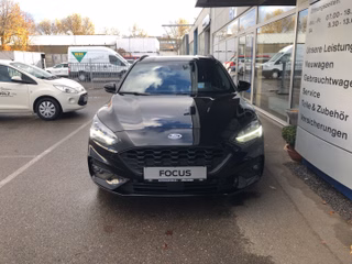 Ford Focus Turnier ST-Line - AHK - HUD - LED - Park Assist. - Winter P.-Top