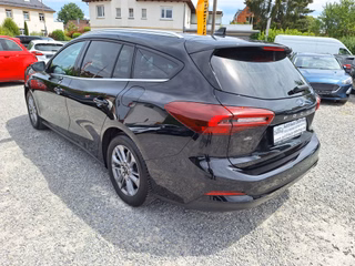 Ford Focus Turnier 1.5 EcoB. Tit. Aut. Matrix-LED Pano ACC B&O AHK Titanium - foto 3