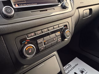 Volkswagen Tiguan Sport & Style 4Motion*Aut.*Xenon*Kamera* - foto 13