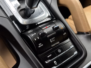 Porsche Cayenne 3,0 Diesel Platinum Edition CHRONO / PANO / CAM / BOSE / START-STOP - foto 27