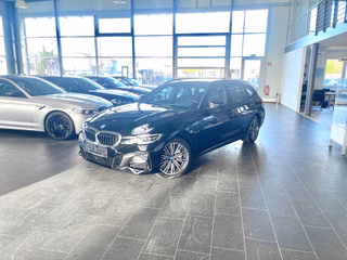 BMW 330e Tour M Sport ACC/ActiveGuard+/RFK/LHZ/18LM