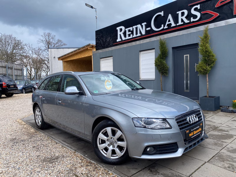 Audi A4 Avant 2.0/89TKM/NAVI/XENON/PANO/LEDER/MFL/SHZ
