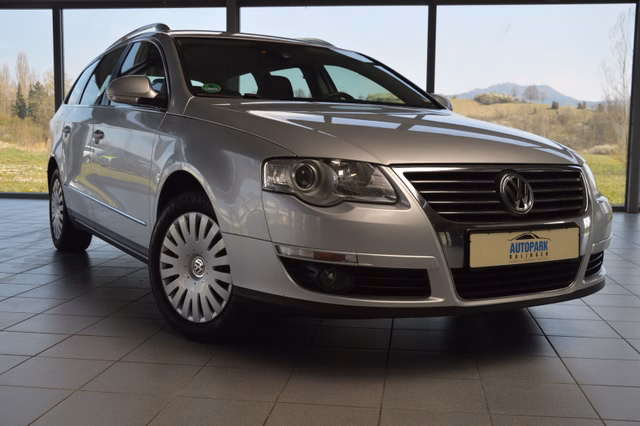 Volkswagen Passat Variant Highline|NAVI|SHZ|TEMP|Scheck. Gebrauchtwagen Kaufen | EZ 03/2010 | Preis 4.990 €