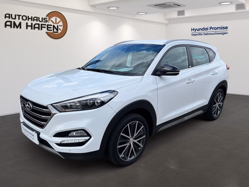 Hyundai TUCSON Passion+ 4WD Garantie 8-fach 1. Hand Rentner