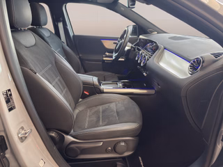 Mercedes-Benz GLA 200 AMG Line Night Autom., Pano ACC 360 Burmester - bilder 10
