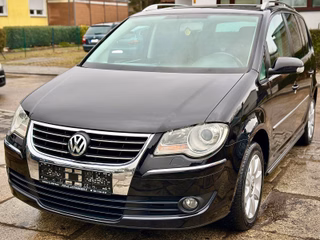 Volkswagen Touran 2.0 TDI Highline * 1.-Hand *Automatik *LM