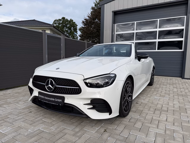 Mercedes-Benz E 220 d Night Pak.Tempo LED Apple Car. Scheckheft - foto 3