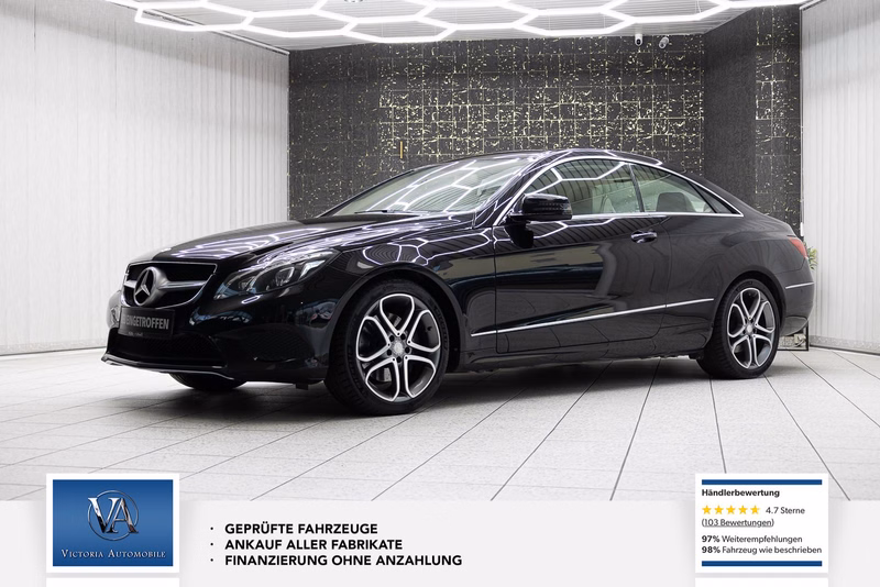 Mercedes-Benz E 250 Coupe SportPak Keyless Pano AHK LED Comand