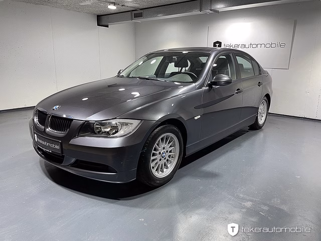 BMW 318i | 1.Hand | AHK | PDC | SHD | Top gepflegt! SSD, , ALU, Gebrauchtwagen Kaufen | EZ 06/2006