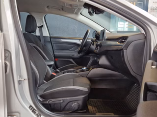 Ford Focus Turnier Cool&Connect 1,5EcoBlue TDCi*AHK - bilder 14