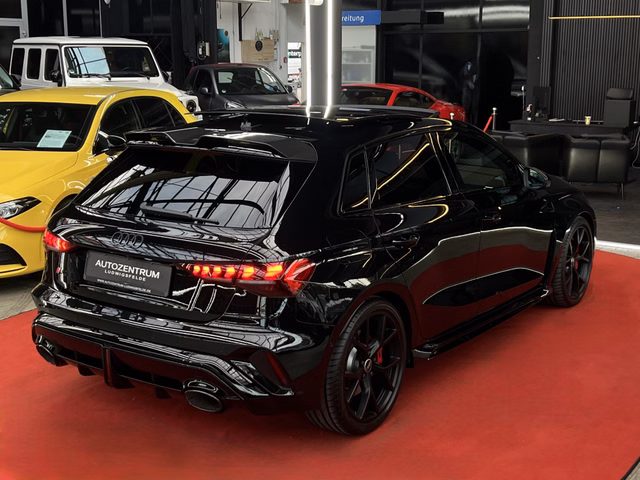 Audi RS 3 Sportback / 360° CAM / PANO / ACC / MATRIX / 2.5 294 kW TFSI quattro - photo 6