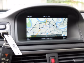 Volvo V70 Kombi 2.0 D2 Kinetic Navi AHK - photo 8