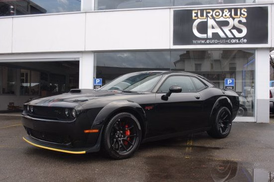 Dodge Challenger R/T Scat Pack shakedown Widebody Sh