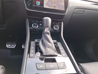 Skoda Superb Combi 2.0 TSI L&K 4x4 DSG / PANORAMA / LEDER / NAVI - bilder 9