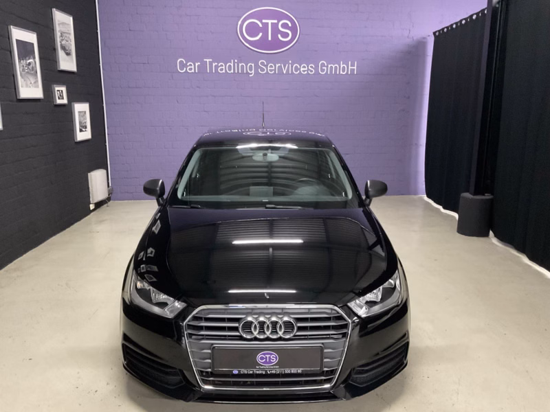 Audi A1 Sportback / 70200 TKM / 2 HD /