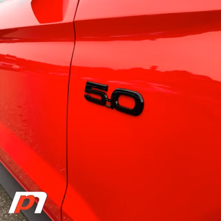 NPME1 5.0l Emblem Schwarz (2 Stück)
