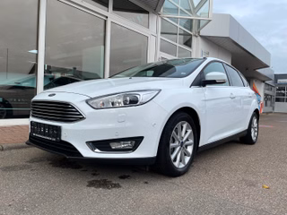 Ford Focus Titanium/Bi-Xenon/Navi/Key-Free/AHK - bilder 1