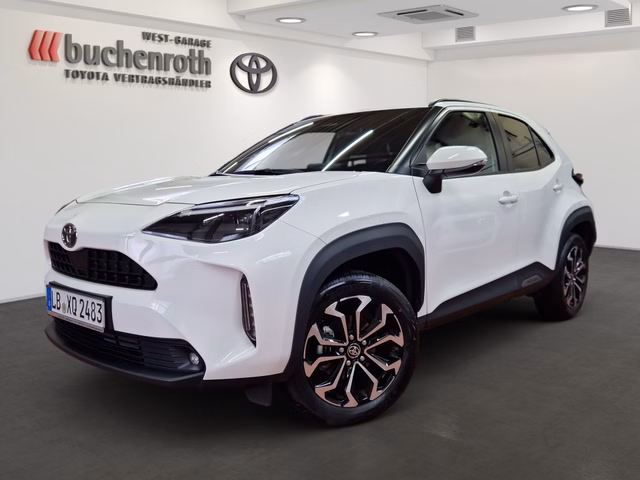 Toyota Yaris Cross Hybrid FWD Teamplayer + Winterpaket - bilder 1