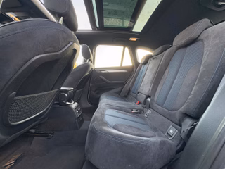 BMW X1 sDrive 20 i M Sport HUP*Pano*Kamera*Tempo*Nav - foto 1