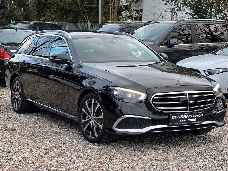 Mercedes-Benz E 300Tde*AVANTGARDE LUXURY*360°KAMERA*AMBIENTE*