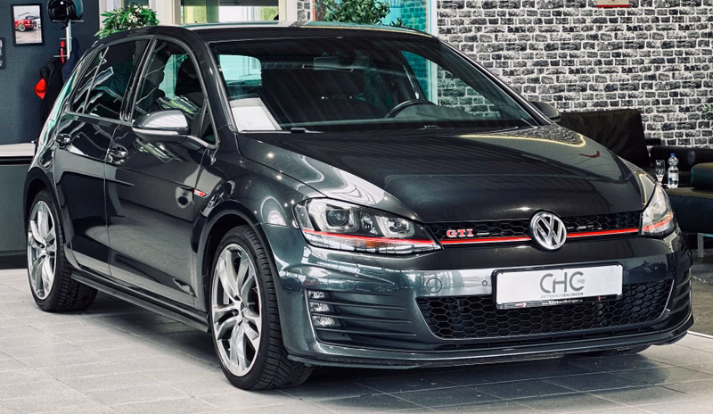 Volkswagen Golf VII GTI Performance|KAMERA|AHK|NAVI|SHZ