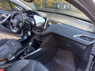 Peugeot 2008 Allure/Panorama/Leder/ - foto 15