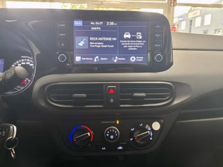 Hyundai i10 Trend  PDC SHZ CarPlay/Android 1.Hand - photo 13